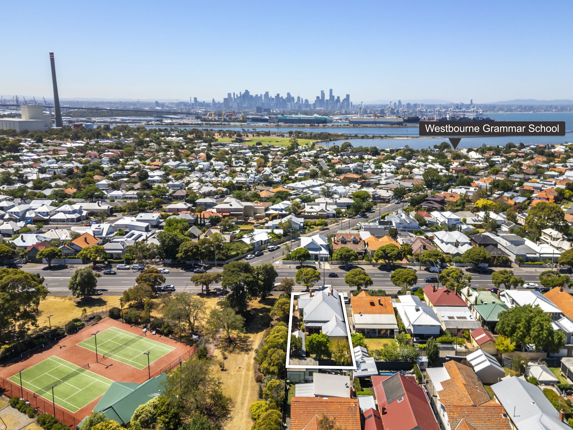 211 Melbourne Road, Williamstown