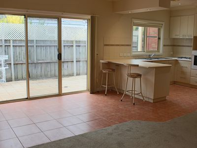 1 / 23 Vines Road, Hamlyn Heights