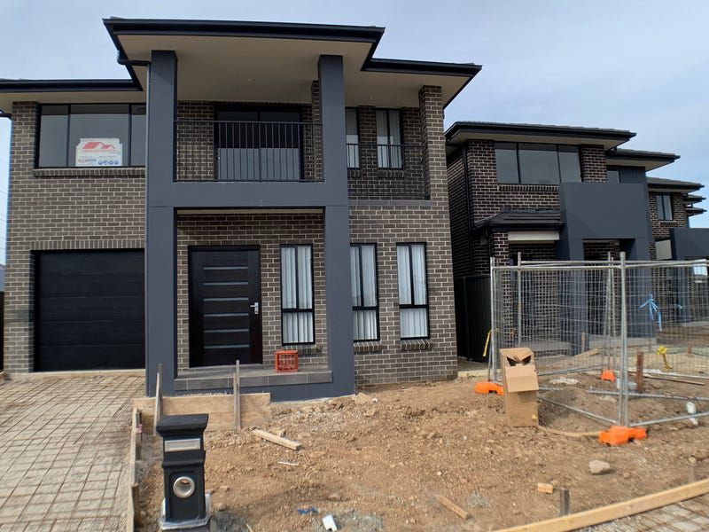 13 Water Gum Road, Gregory Hills