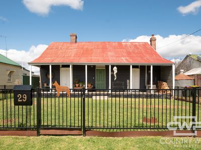 29 Irby Street, Emmaville