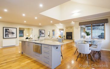 82 Downey Road, Dewhurst