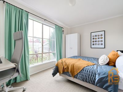 9 Albrecht Avenue, Berwick