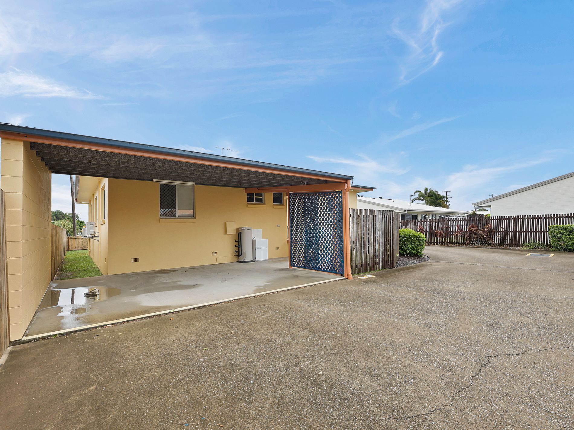 1 / 390 Bridge Road, West Mackay