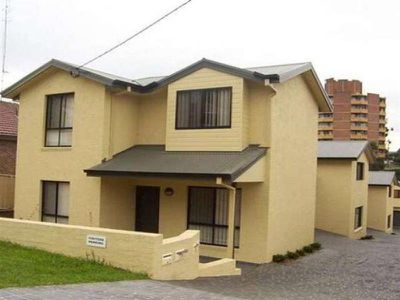 1 / 66 Rowland Avenue, Wollongong