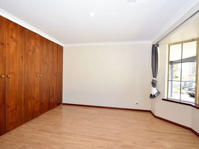 22 Roger Street, Midland