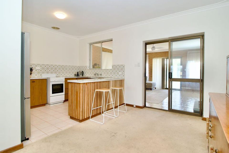 19 Waikiki Road , Safety Bay