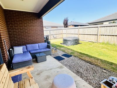 16 Silver Oak Way, Mount Duneed
