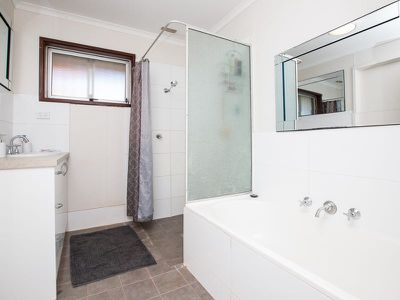 5 Delamere Place, South Hedland