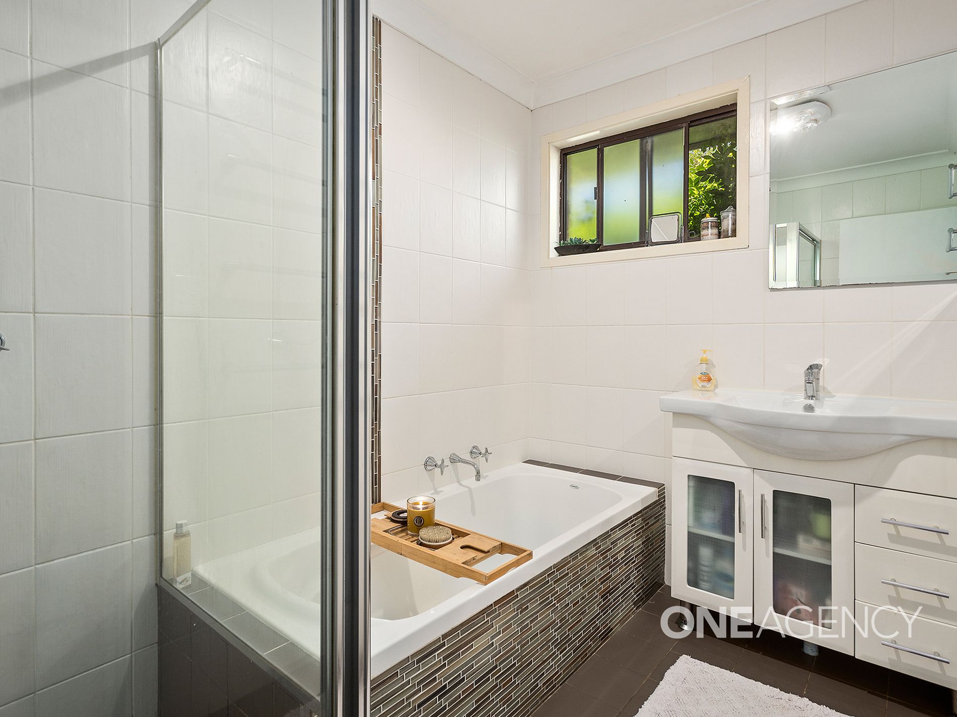 224 North Marshall Mount Road, Marshall Mount