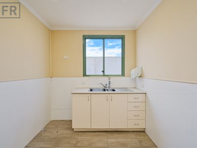 49 Howson Way, Bibra Lake