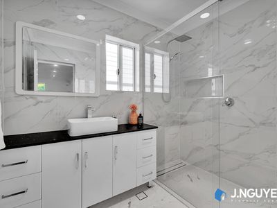 10 Links Avenue, Cabramatta