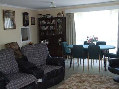 2 Omeo Court, Tawonga South