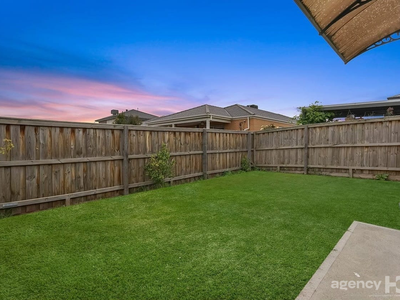 18 Higgins Street, Fraser Rise