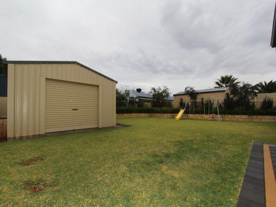 44 Longmore Parade, Broadwood
