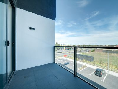 207/93 Furlong Road, Cairnlea