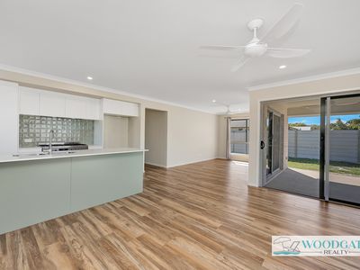 24 Acacia Street, Woodgate