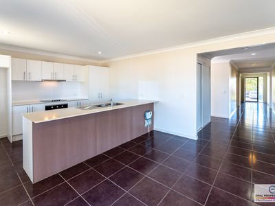 54 Vivian Hancock Drive, North Booval