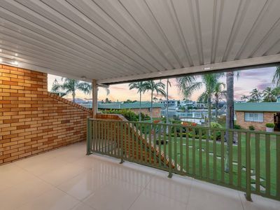 13 / 33-39 Hooker Boulevard, Broadbeach Waters