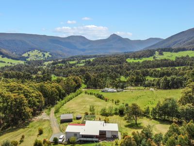 100 Misty Hill Road, Mountain River