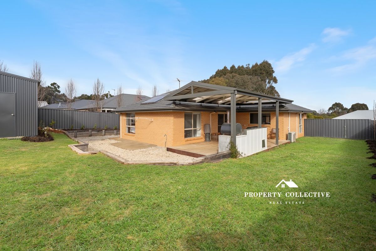 17 Hayes Drive, Beechworth