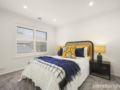 2 / 110-111 Railway Place, Williamstown