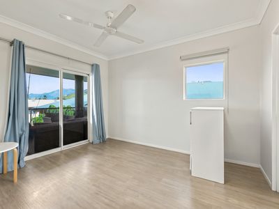 21 / 670 Bruce Highway, Woree