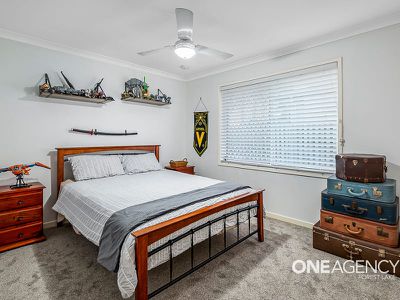 8 Cobbin Cct, Redbank Plains