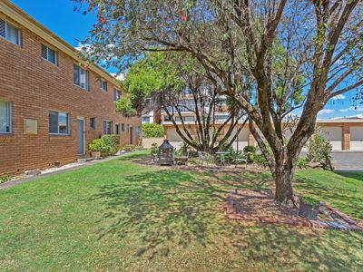 3 / 10 Wharf Street, Tuncurry