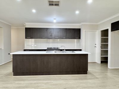 12 Strawberry Road, Wyndham Vale