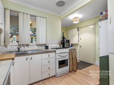 40 Allinson Drive, Girrawheen