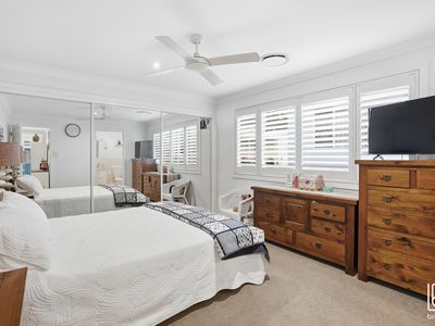 166 / 2 Saliena Avenue, Lake Munmorah