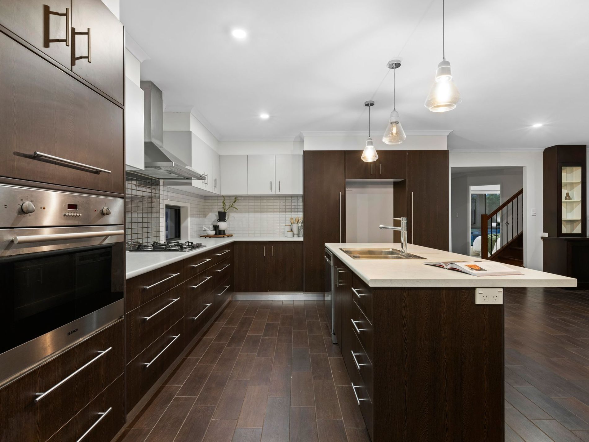 6 Lachlan Drive, Wakerley