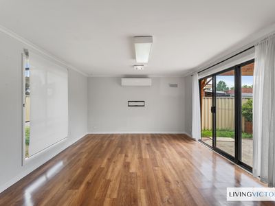 24 Glenmaggie Drive, St Albans