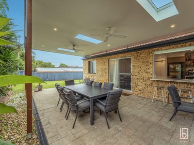 2 St Lawrence Avenue, Blue Haven