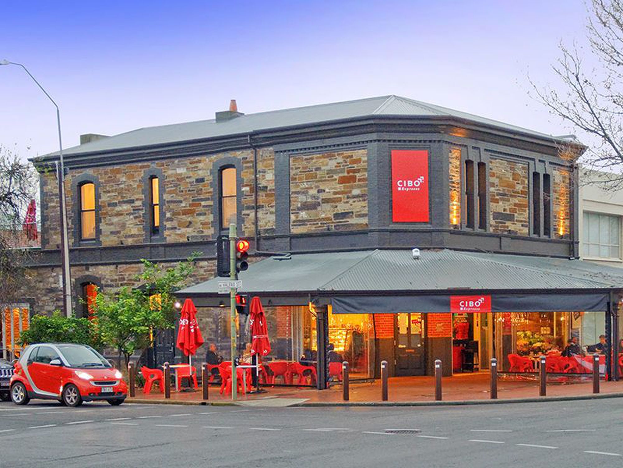 701 / 242 Flinders Street, Adelaide