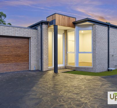 2 / 148 Princes Highway, Pakenham