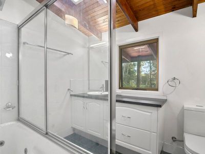 37 Queensborough Parade, Karalee