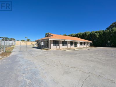 14 Crompton Road, Rockingham