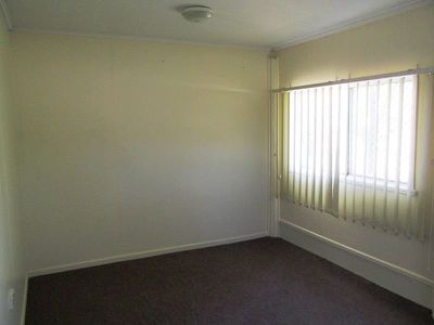 154 CASSOWARY STREET, Longreach