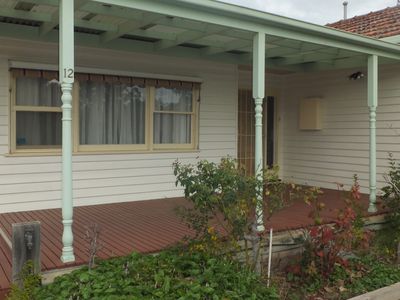 12 Lake Street, Shepparton
