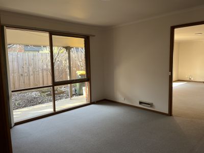 10 Dorr Court, Belmont