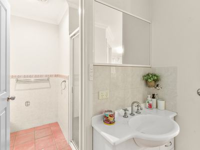 3 / 2A Doughty Street, Mount Gambier