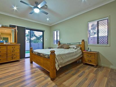 62 Taylor Pl, Mackenzie