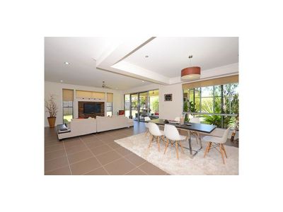 8 Dugong Avenue, Pialba