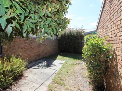 1 / 36 Wandana Drive, Wandana Heights