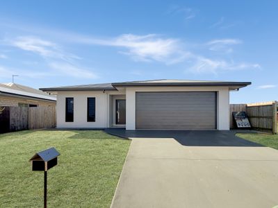 14 SOMMERSET Drive, Atherton