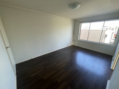 6 / 2 John Street, Footscray