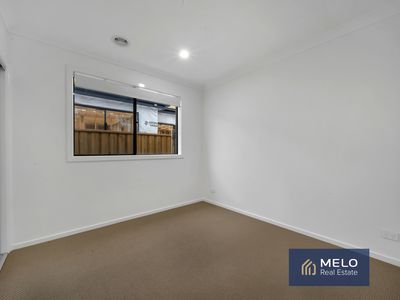 25 Mansfield Drive, Werribee