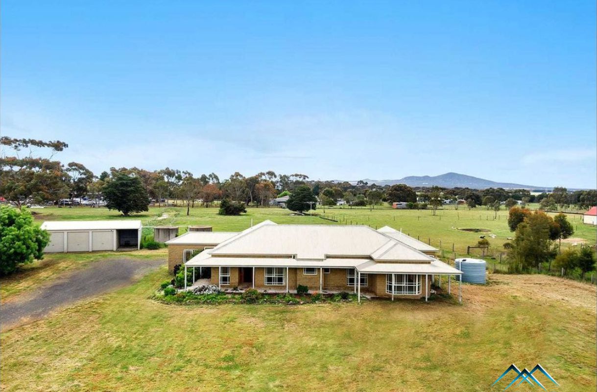 15 West Gateway, Lara