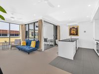 48 / 3031 The Boulevard, Carrara